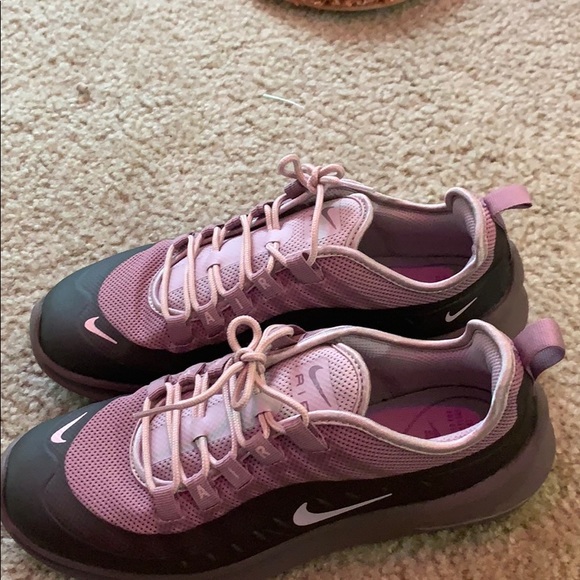 nike air max axis purple